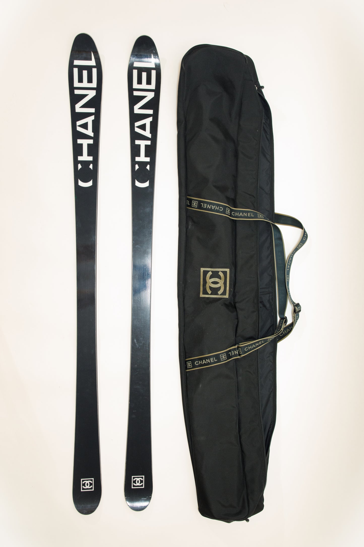 Chanel Sport 2010 Skis