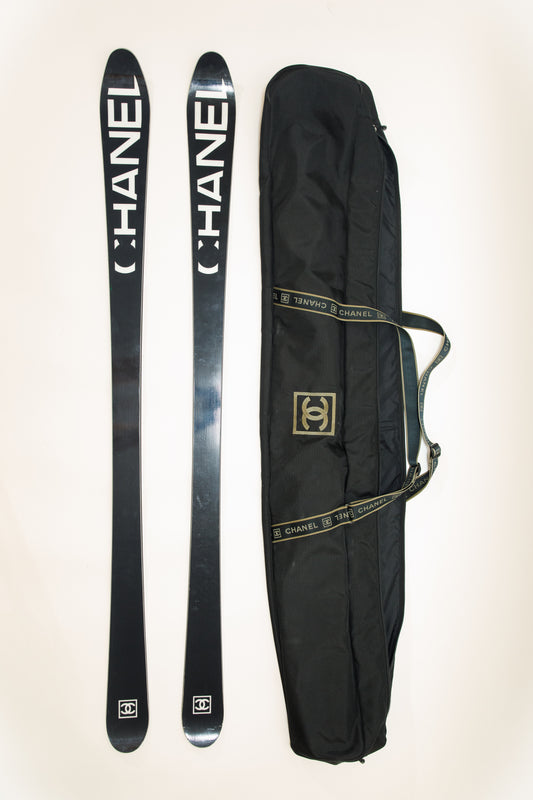 Chanel Sport 2010 Skis